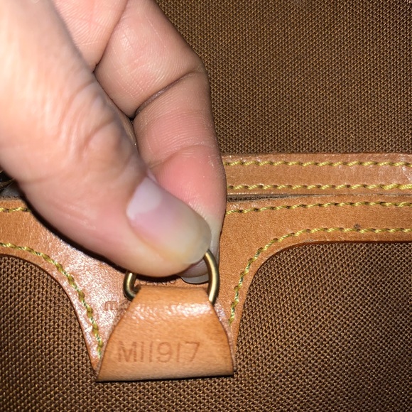 Louis Vuitton Ellipse MM Monogram - Picture 11 of 16